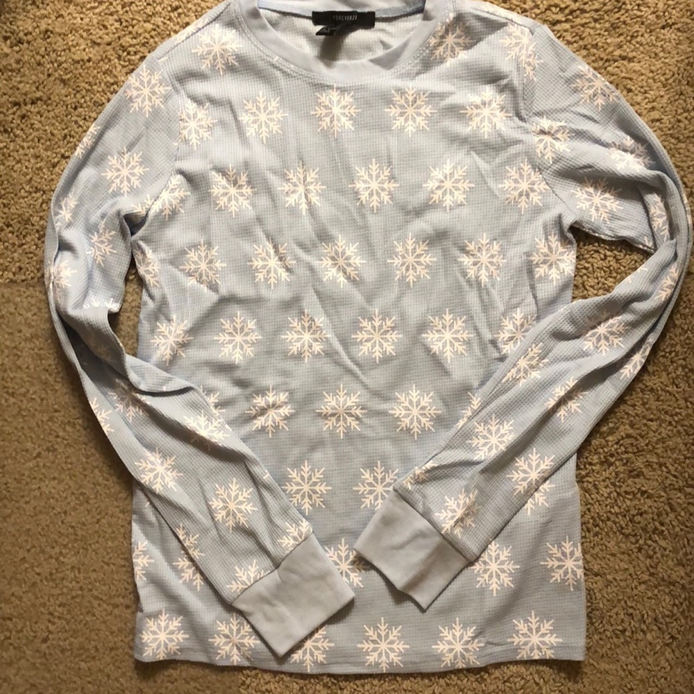 Blue shirt - Picture 2 of 3